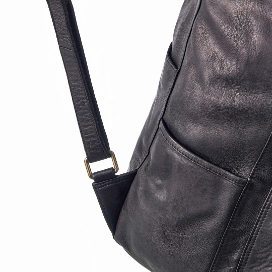 Рюкзак Dr.Koffer из натуральной кожи черный