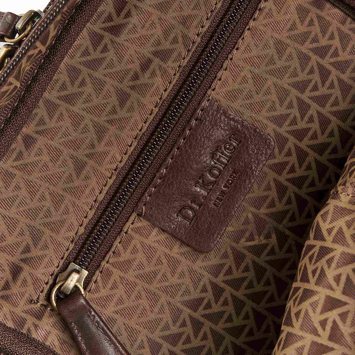 Сумка через плечо Dr.Koffer из натуральной кожи коричневая