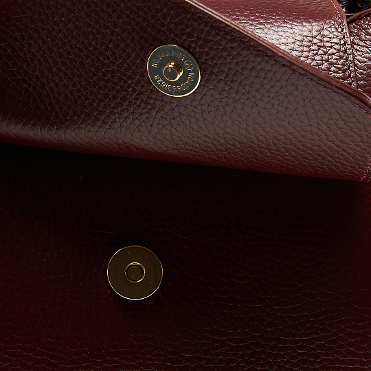 Женская сумка  Dr. Koffer из натуральной кожи бордовая