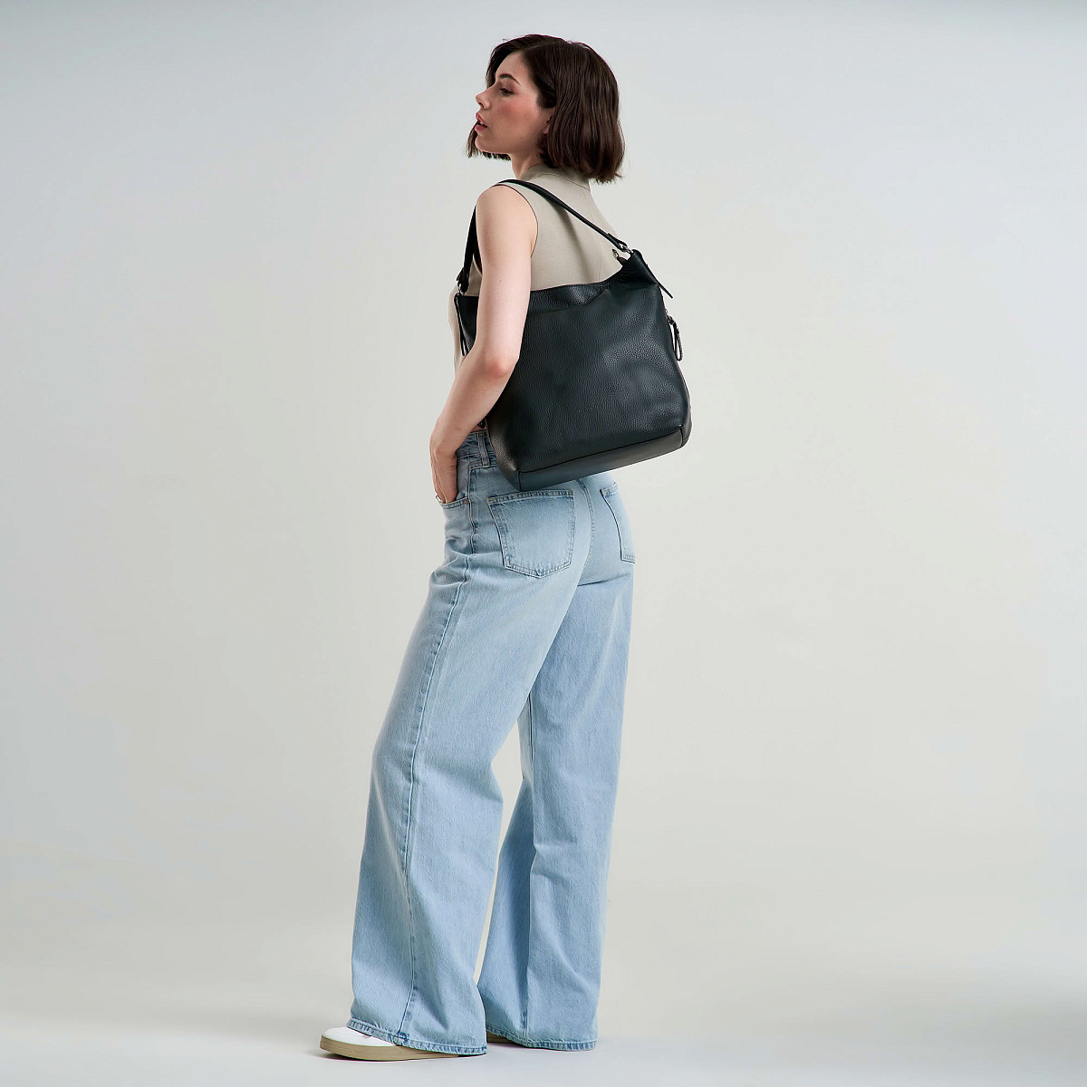 Женская сумка Dr. Koffer из натуральной кожи зеленая