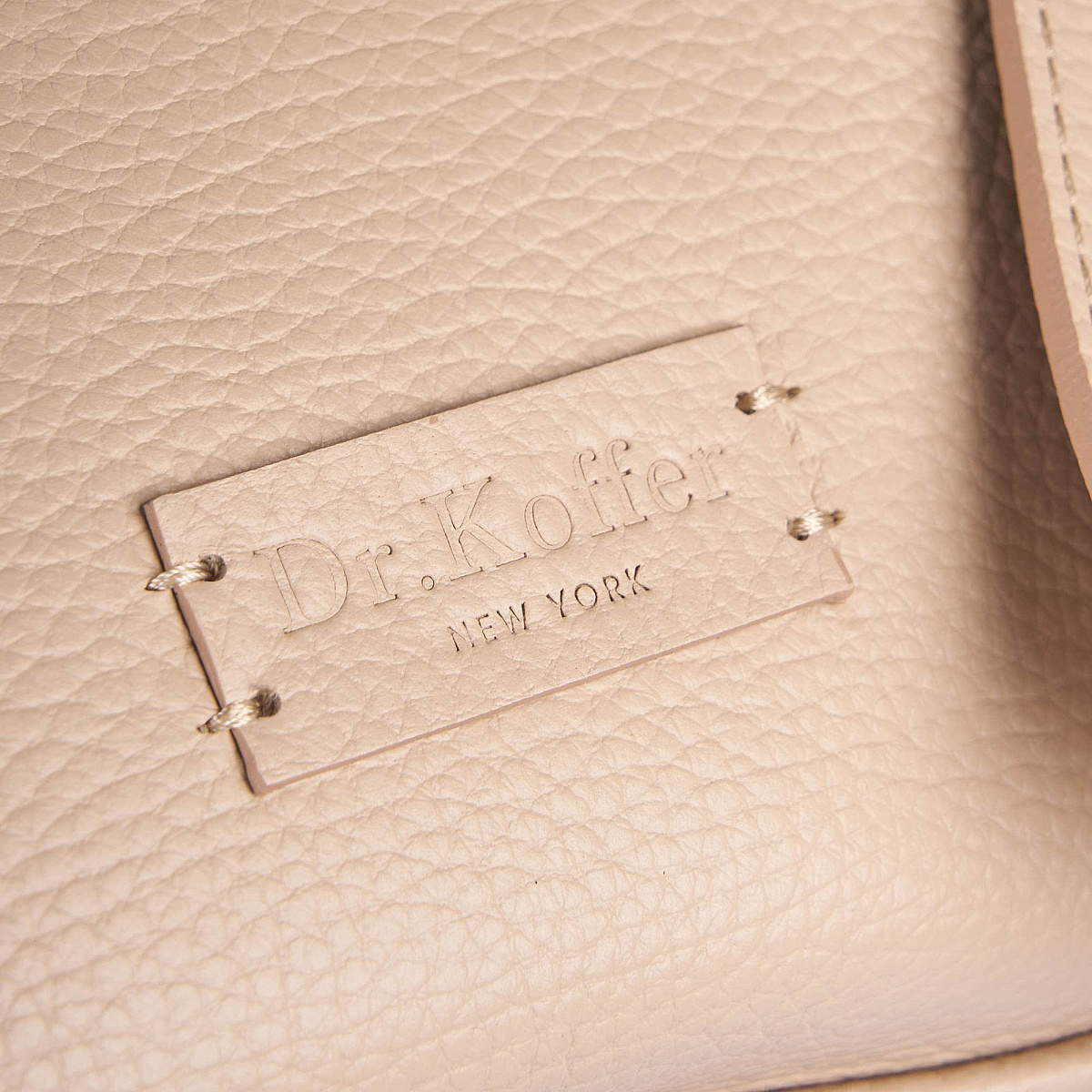 Женская сумка Dr. Koffer из натуральной кожи бежевая