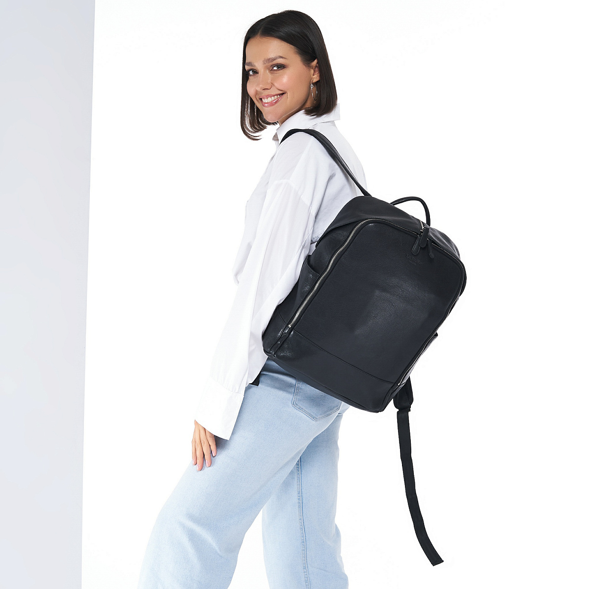 Рюкзак Dr.Koffer из натуральной кожи черный