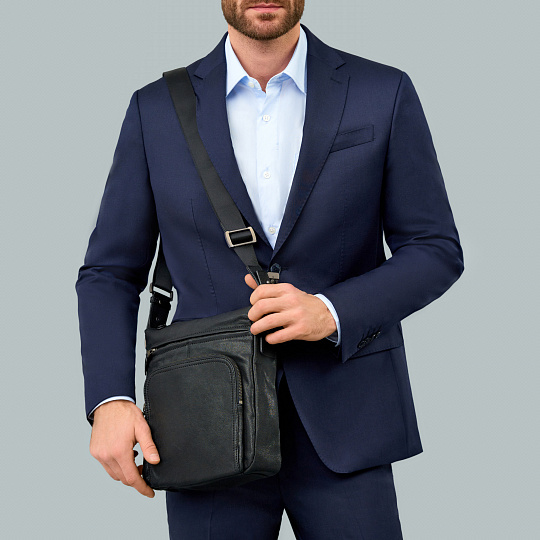 Сумка через плечо Dr.Koffer из натуральной кожи черная