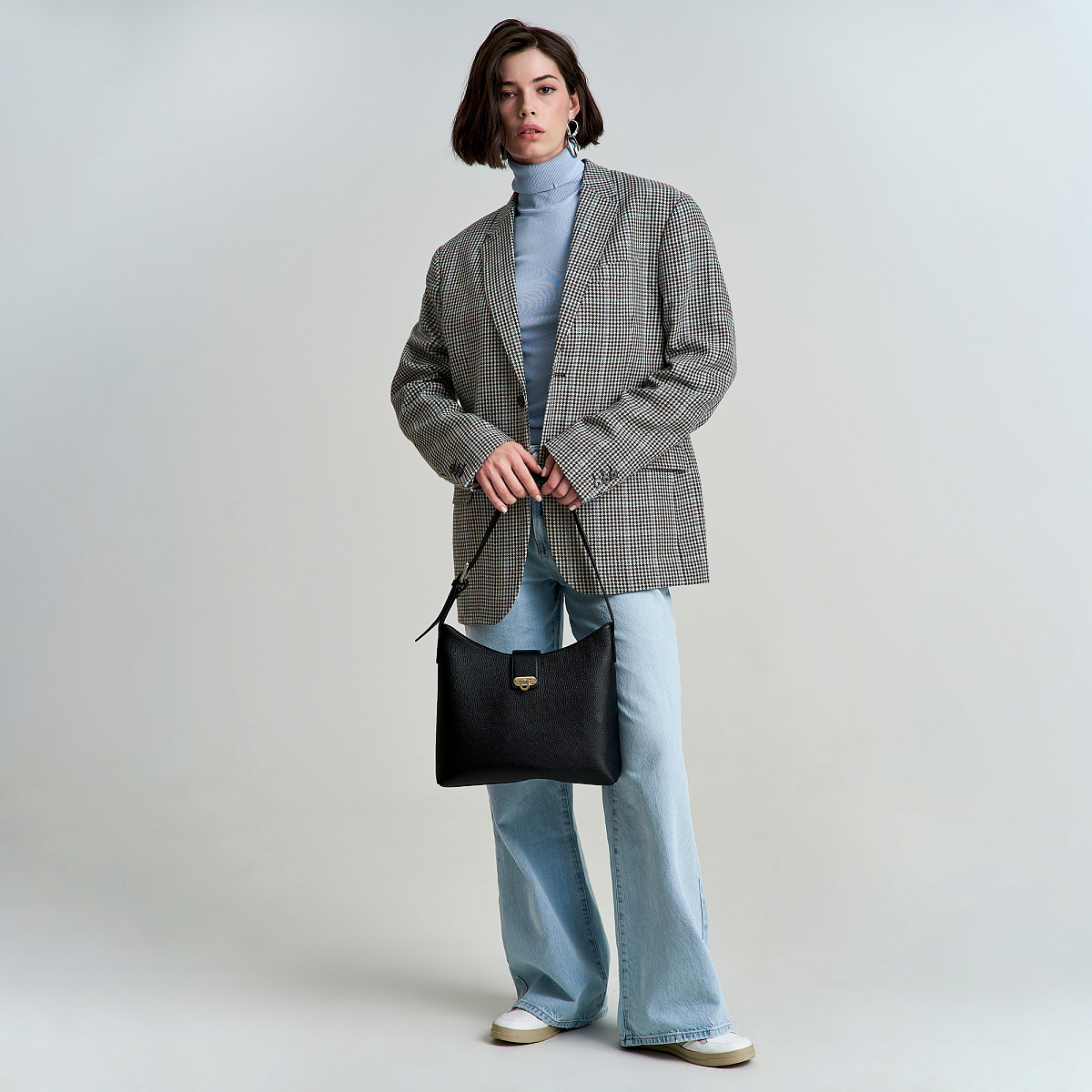 Женская сумка Dr. Koffer из натуральной кожи черная