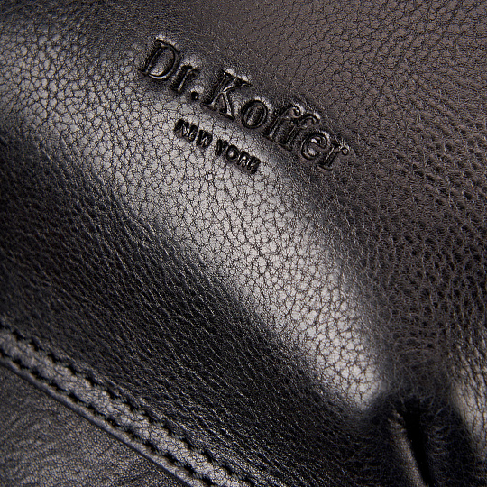 Рюкзак Dr.Koffer из натуральной кожи черный