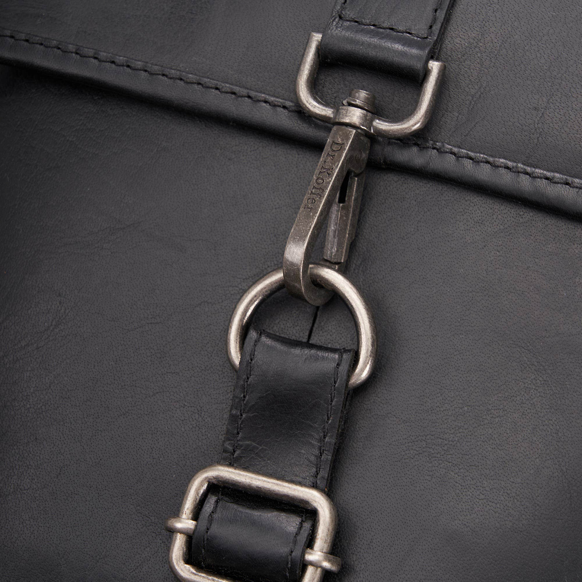 Рюкзак Dr.Koffer из натуральной кожи черный