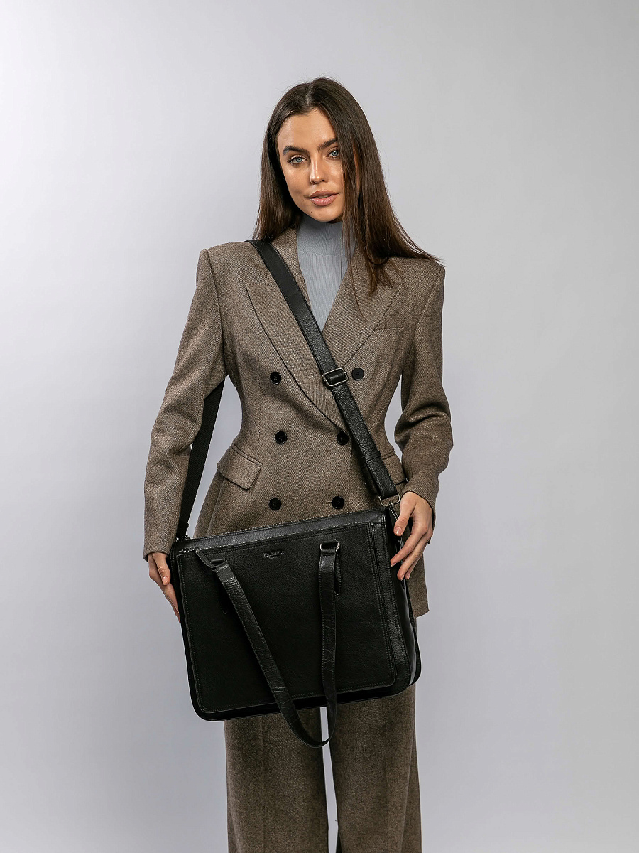 Женская сумка Dr.Koffer из натуральной кожи черная