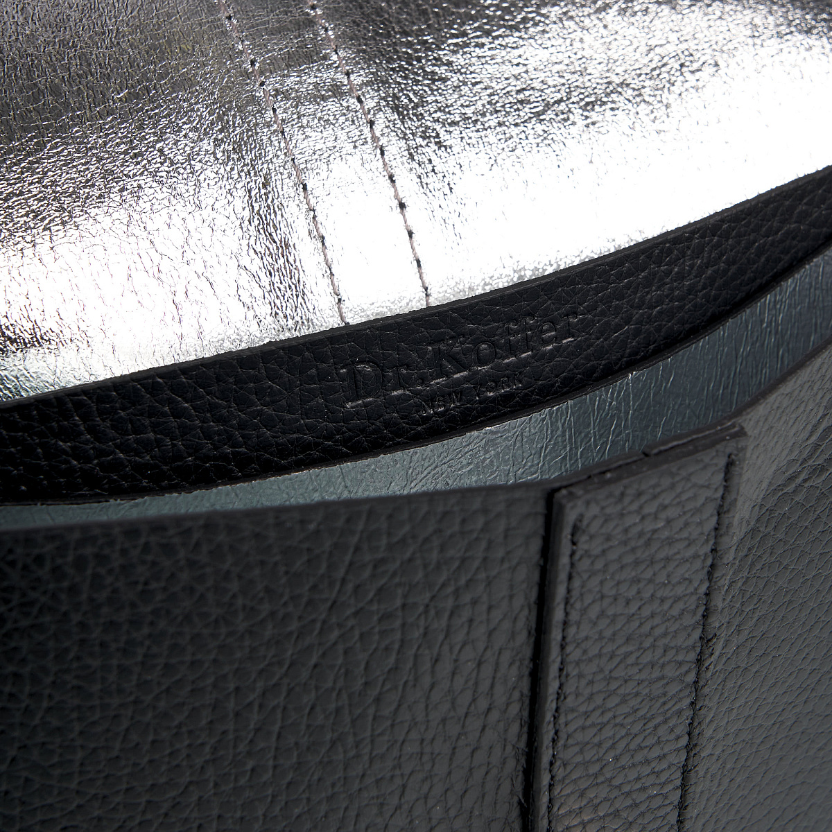 Женская сумка Dr. Koffer из натуральной кожи черная