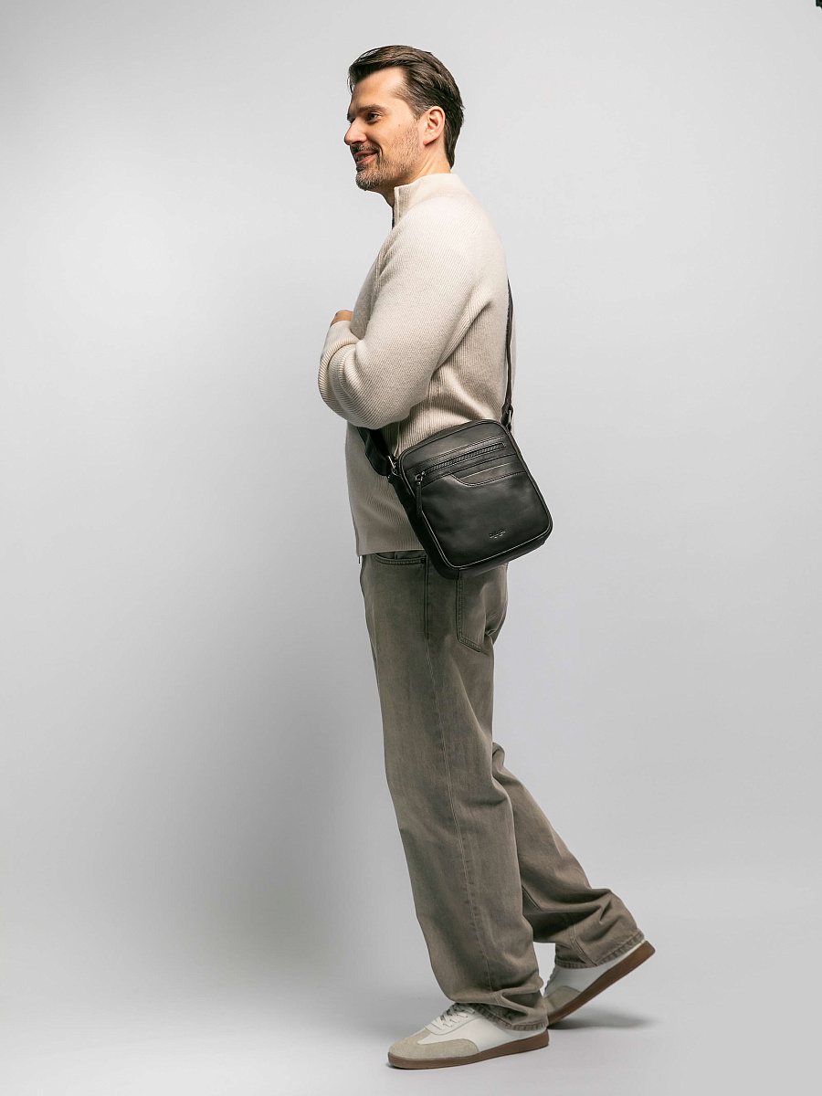 Сумка через плечо Dr.Koffer из натуральной кожи коричневая