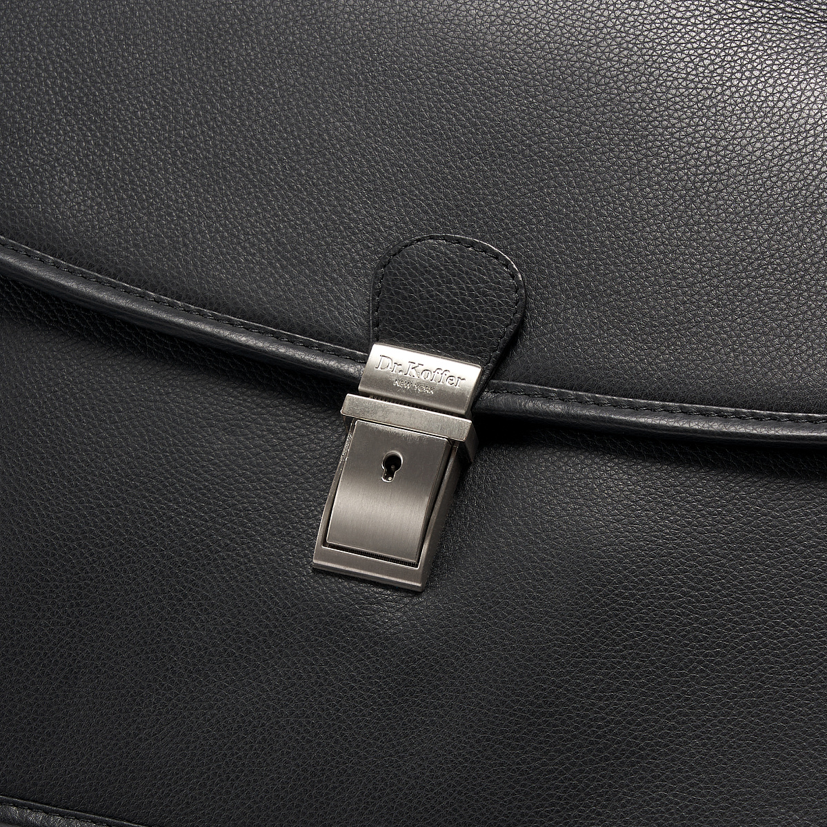 Портфель Dr.Koffer из натуральной кожи черный