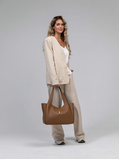 Женская сумка Dr.Koffer из натуральной кожи коричневая