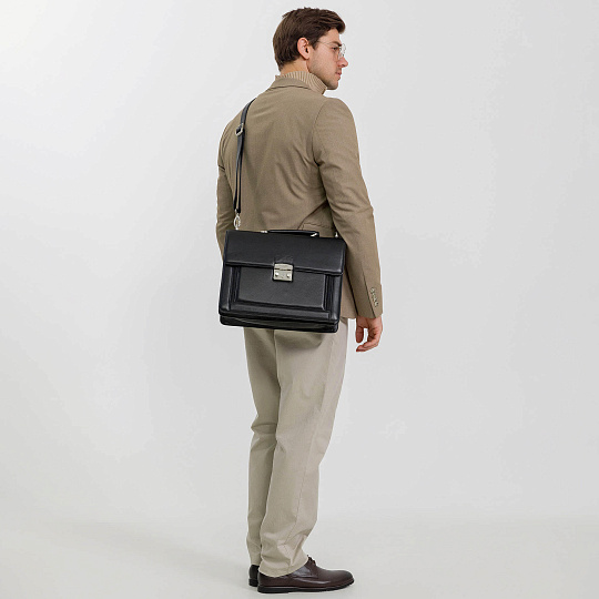 Портфель Dr.Koffer из натуральной кожи черный