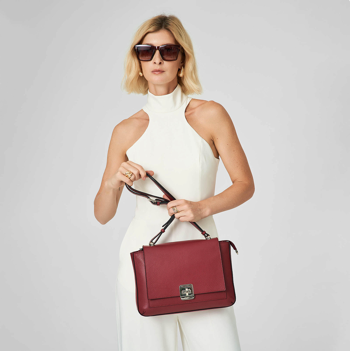 Женская сумка Dr. Koffer из натуральной кожи красная