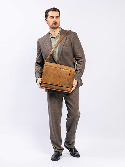 Сумка через плечо Dr. Koffer из натуральной кожи коричневая