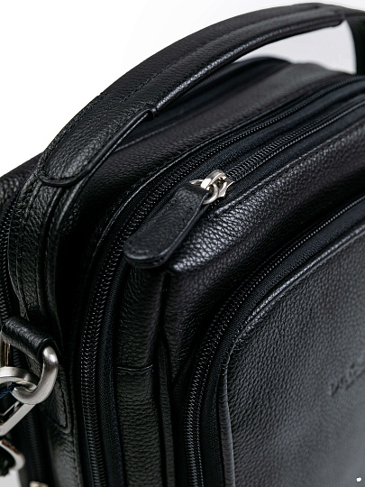 Сумка через плечо Dr.Koffer из натуральной кожи черная