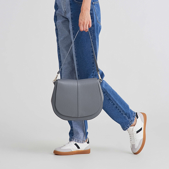 Женская сумка  Dr. Koffer из натуральной кожи серая