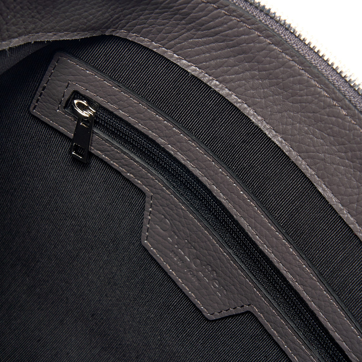 Женская сумка Dr. Koffer из натуральной кожи серая