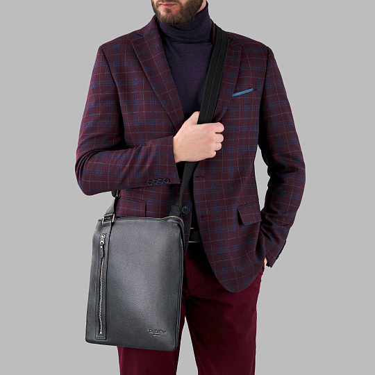 Сумка через плечо Dr.Koffer из натуральной кожи черная