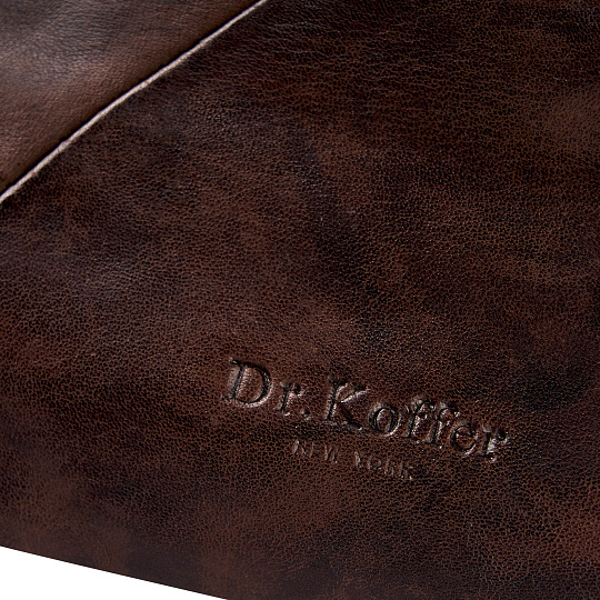 Сумка на пояс Dr. Koffer из натуральной кожи коричневая