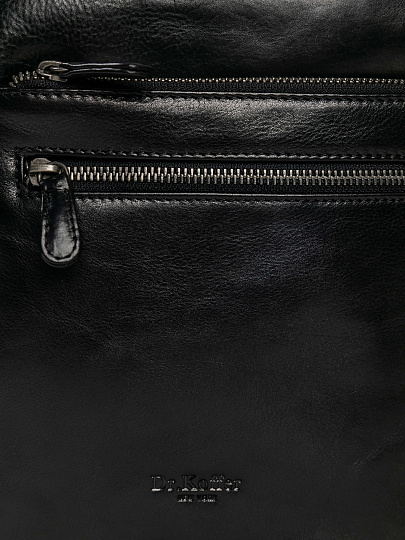 Сумка через плечо Dr.Koffer из натуральной кожи черная