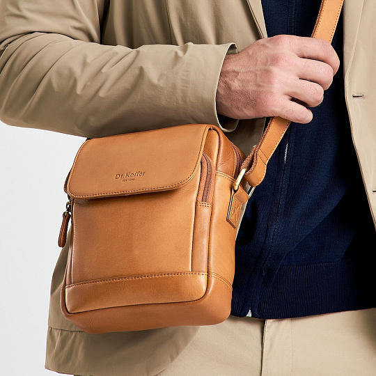 Сумка через плечо Dr.Koffer из натуральной кожи коричневая