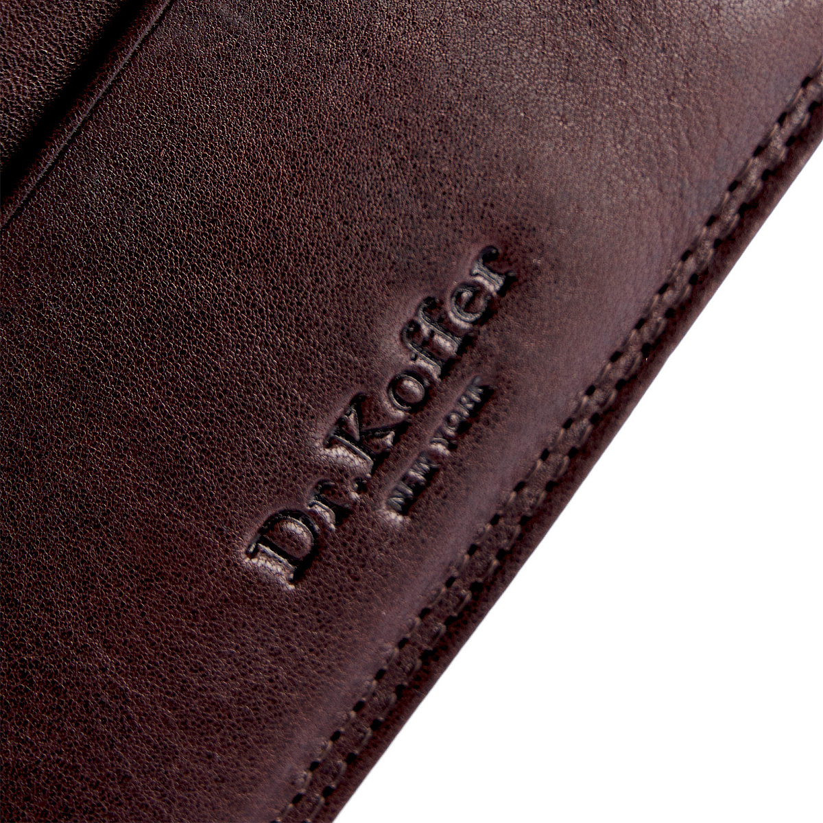 Визитница Dr.Koffer из натуральной кожи темно-коричневая