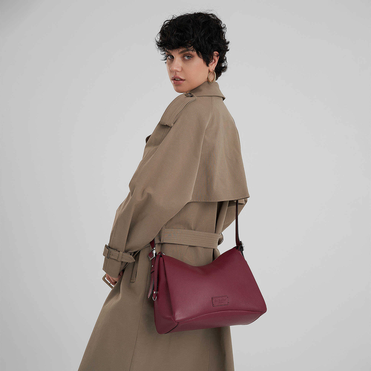 Женская сумка Dr. Koffer из натуральной кожи бордовая