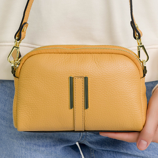 Женская сумка Dr. Koffer из натуральной кожи оранжевая