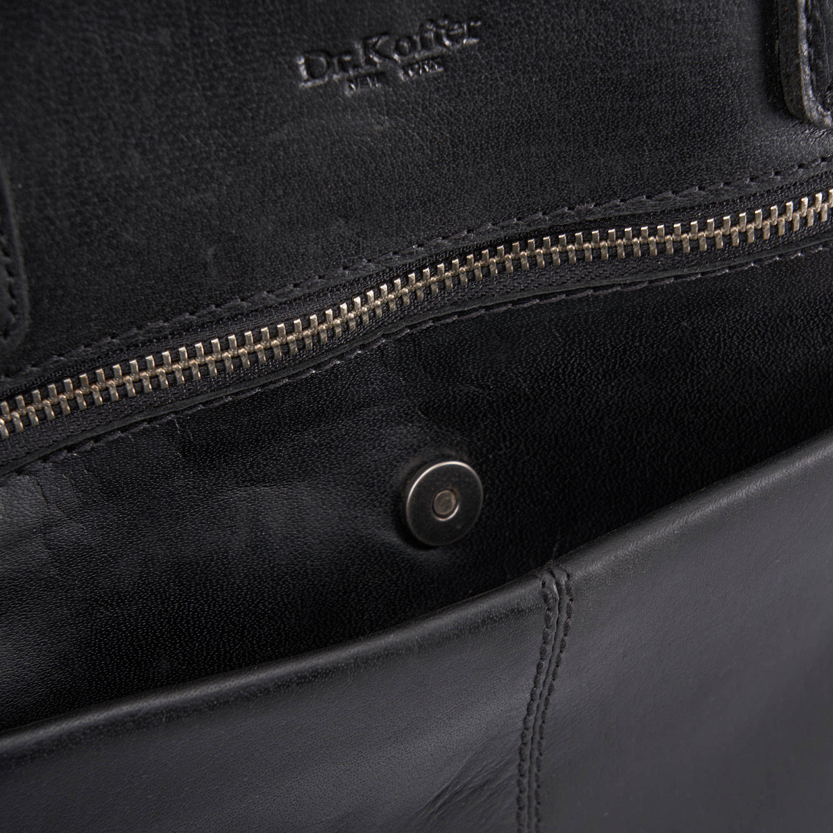 Деловая сумка Dr.Koffer из натуральной кожи черная