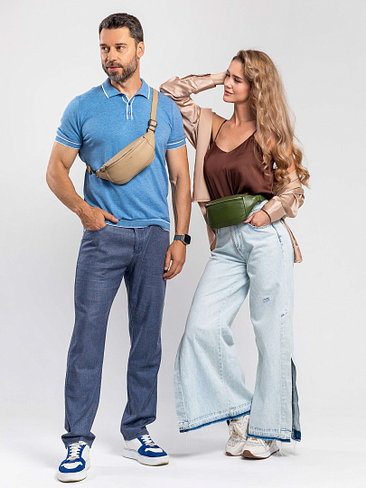 Сумка на пояс Dr. Koffer из натуральной кожи бежевая