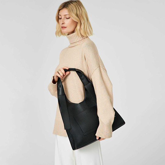 Женская сумка Dr. Koffer из натуральной кожи черная