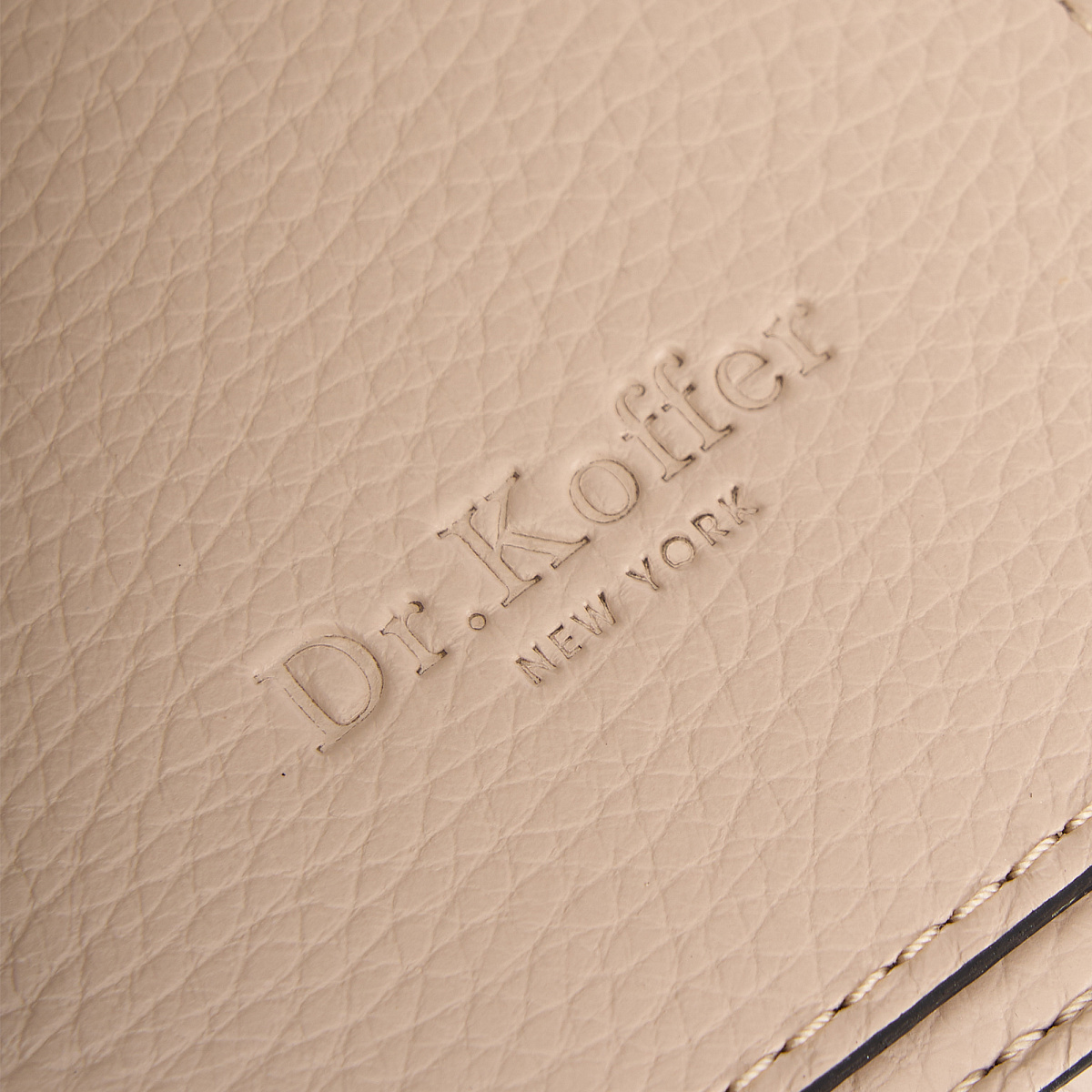 Женская сумка Dr. Koffer из натуральной кожи бежевая