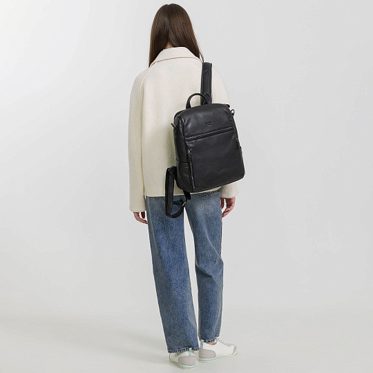 Рюкзак Dr.Koffer из натуральной кожи черный