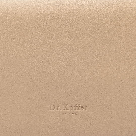 Сумка через плечо Dr.Koffer из натуральной кожи бежевая