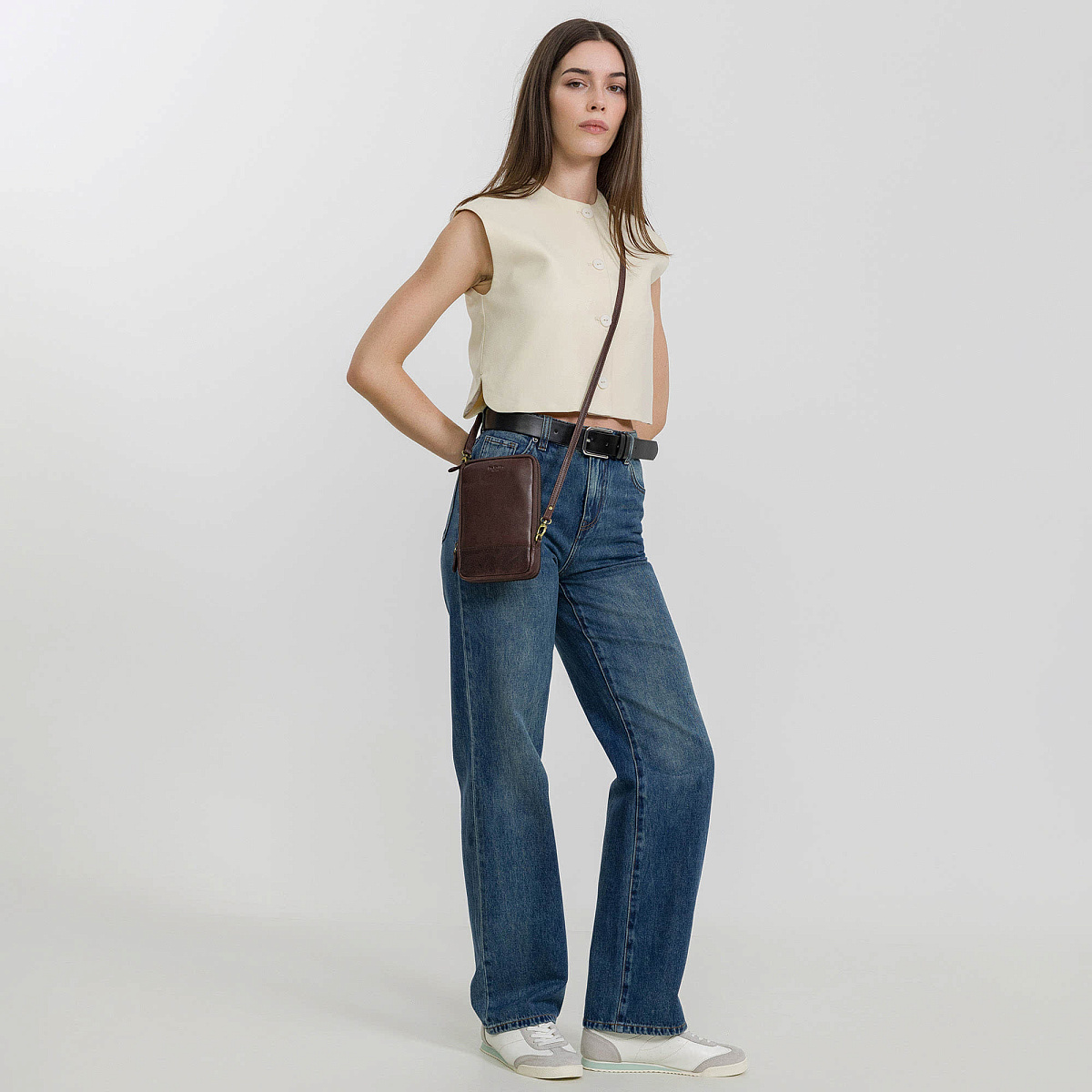 Сумка через плечо Dr.Koffer из натуральной кожи коричневая