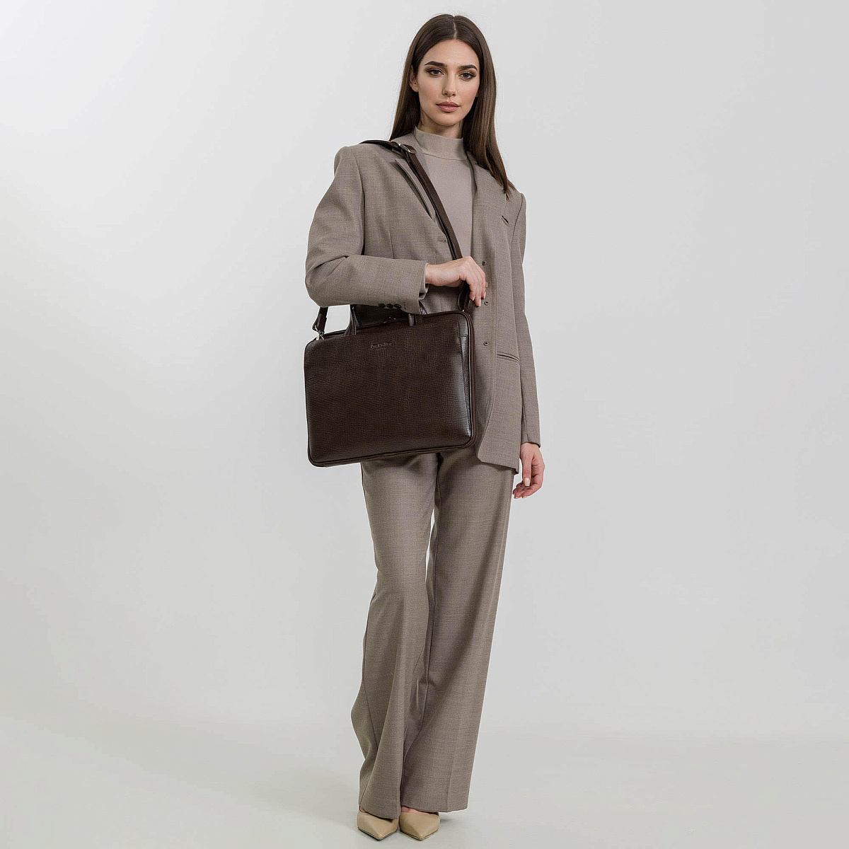 Женская сумка Dr.Koffer из натуральной кожи коричневая