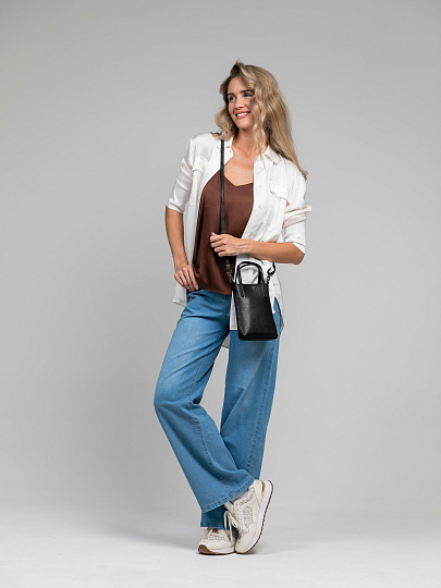 Сумка через плечо Dr.Koffer из натуральной кожи черная