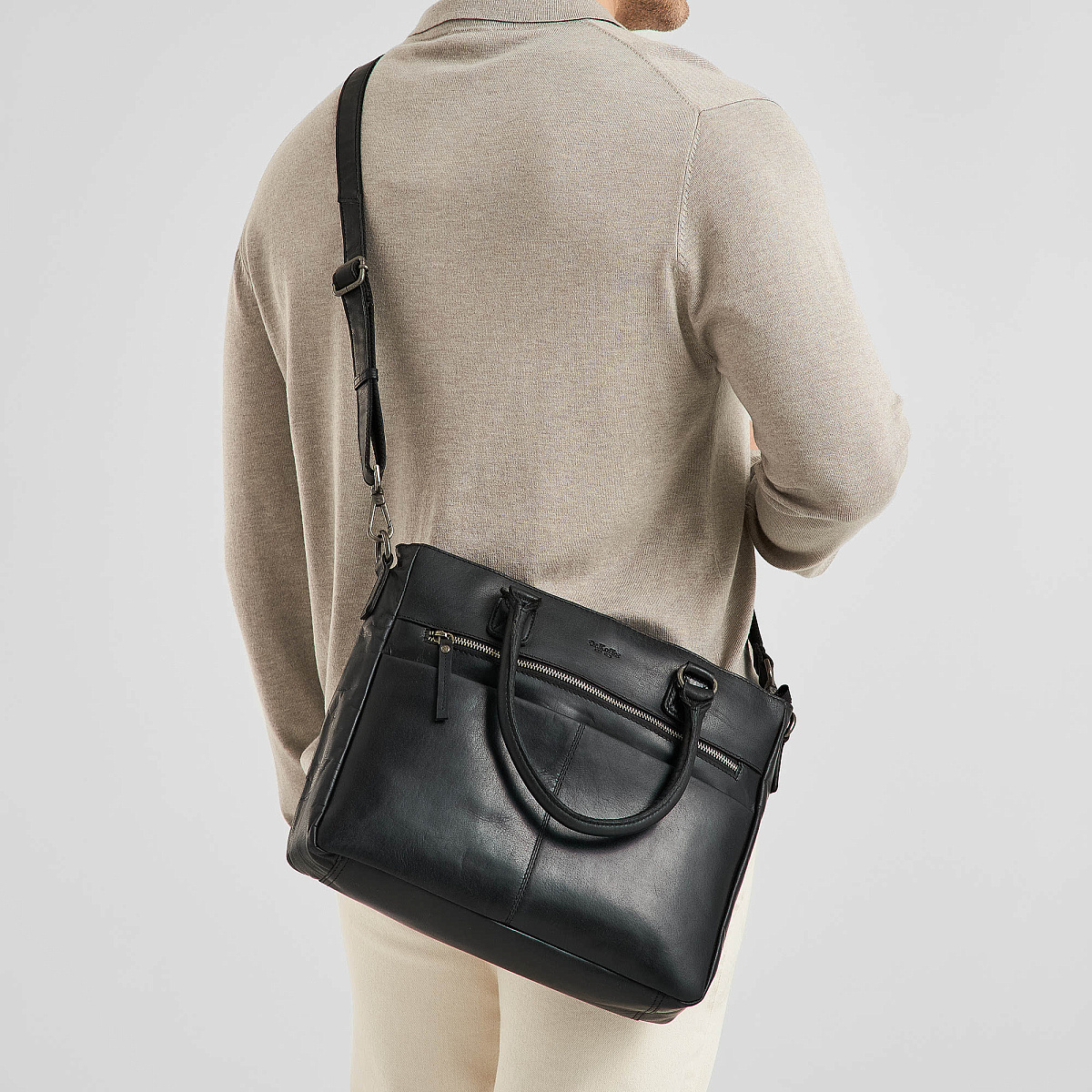 Деловая сумка Dr.Koffer из натуральной кожи черная