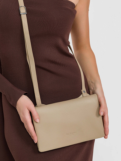 Сумка через плечо Dr.Koffer из натуральной кожи бежевая