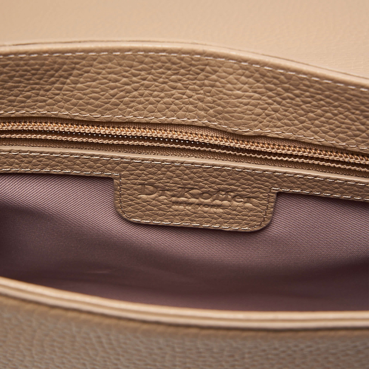 Женская сумка  Dr. Koffer из натуральной кожи бежевая