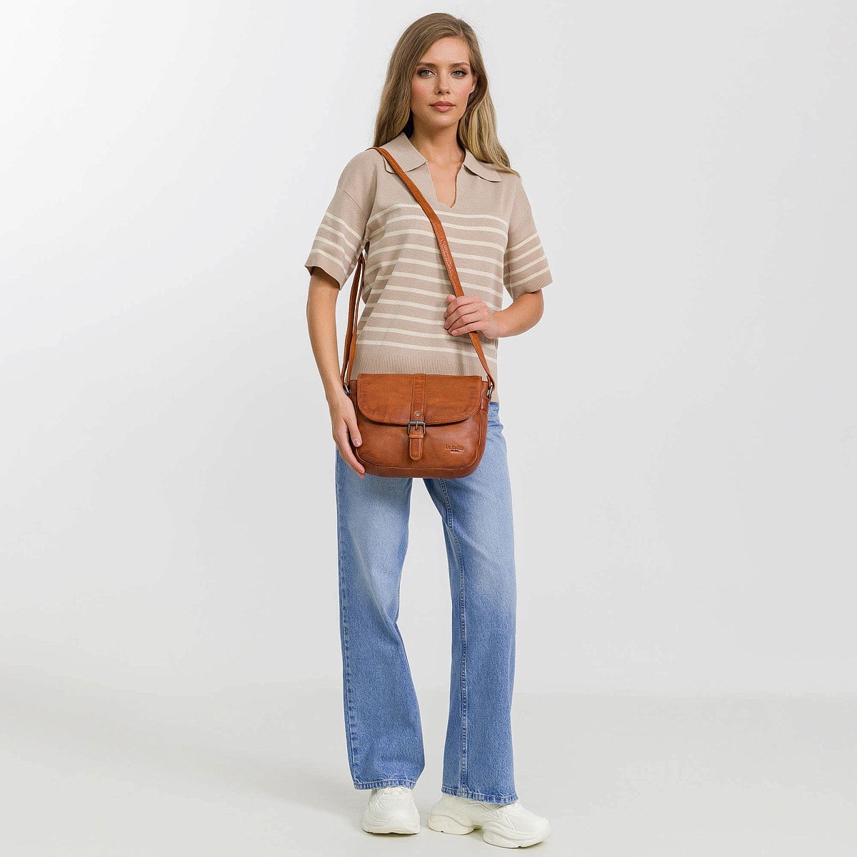 Сумка через плечо Dr.Koffer из натуральной кожи коричневая