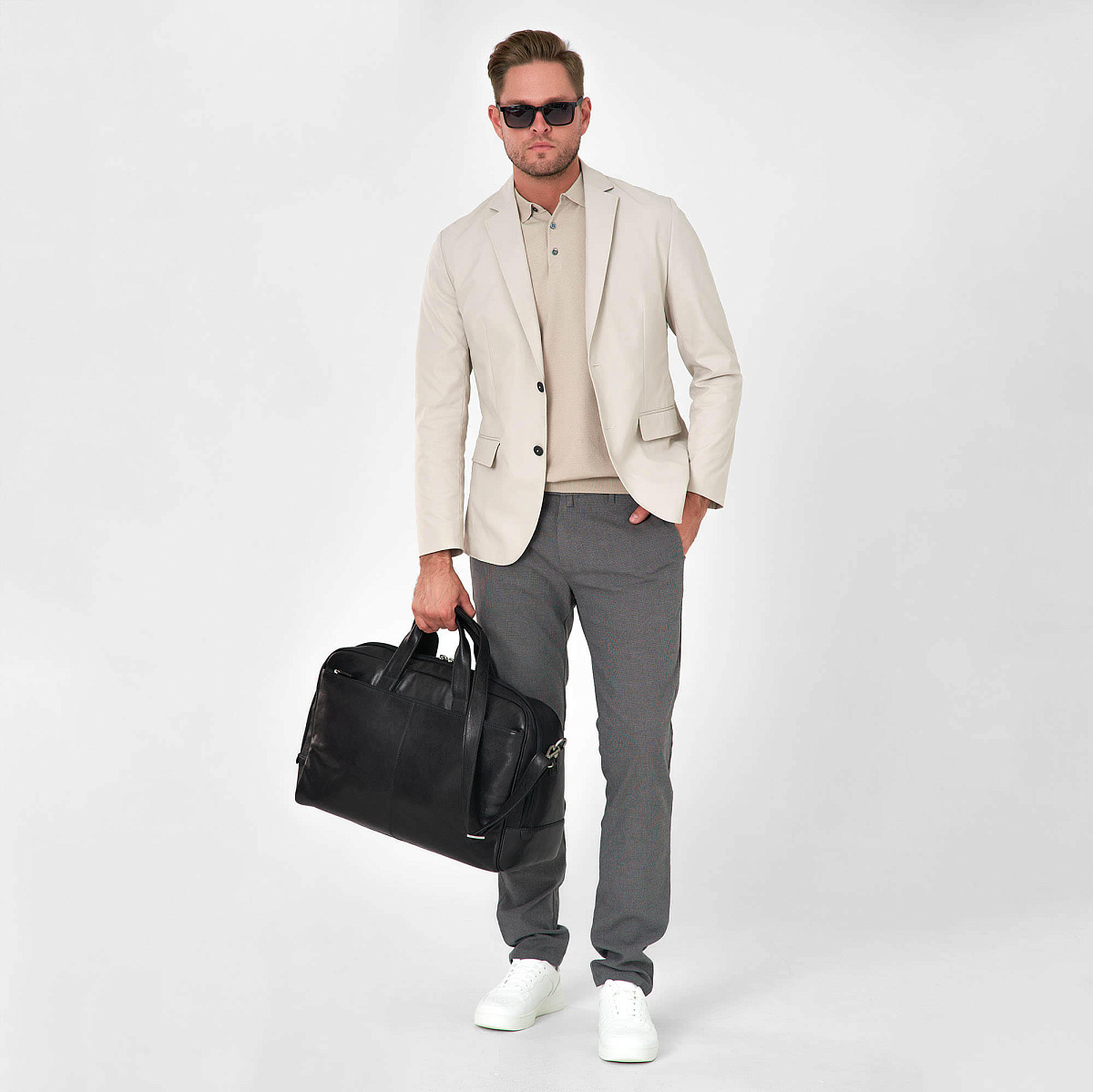 Сумка дорожная Dr.Koffer из натуральной кожи черная