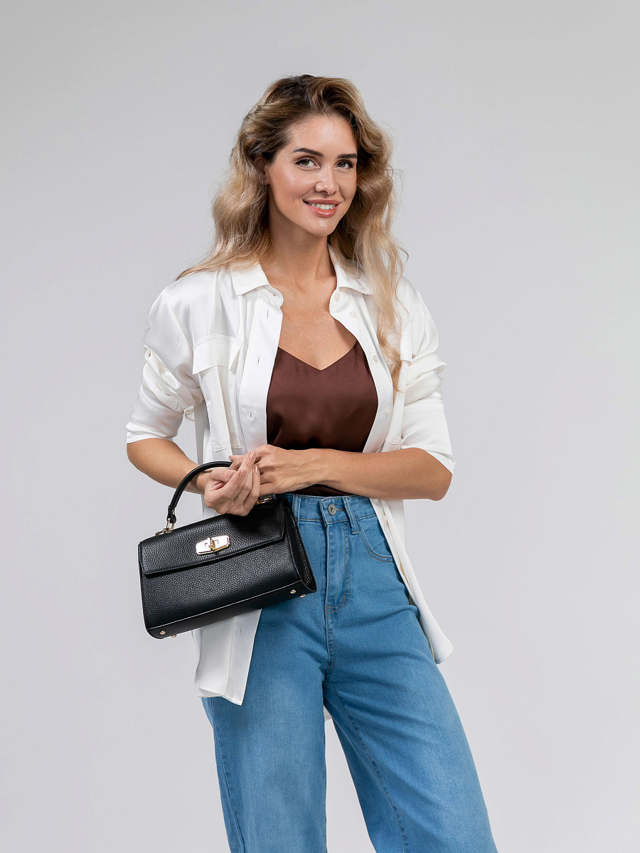 Женская сумка Dr.Koffer из натуральной кожи черная