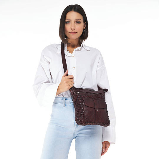 Сумка через плечо Dr.Koffer из натуральной кожи красная