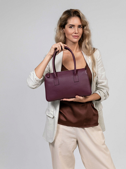 Женская сумка Dr.Koffer из натуральной кожи бордовая