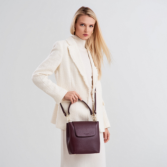 Женская сумка  Dr. Koffer из натуральной кожи бордовая