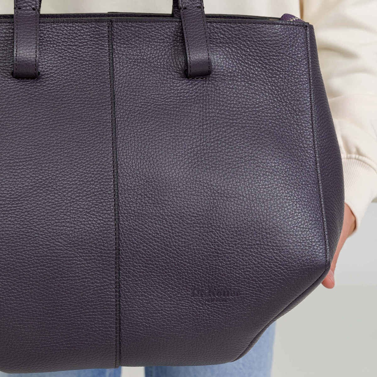 Женская сумка Dr. Koffer из натуральной кожи фиолетовая