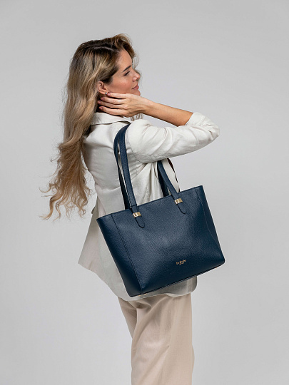 Женская сумка Dr.Koffer из натуральной кожи темно-фиолетовая