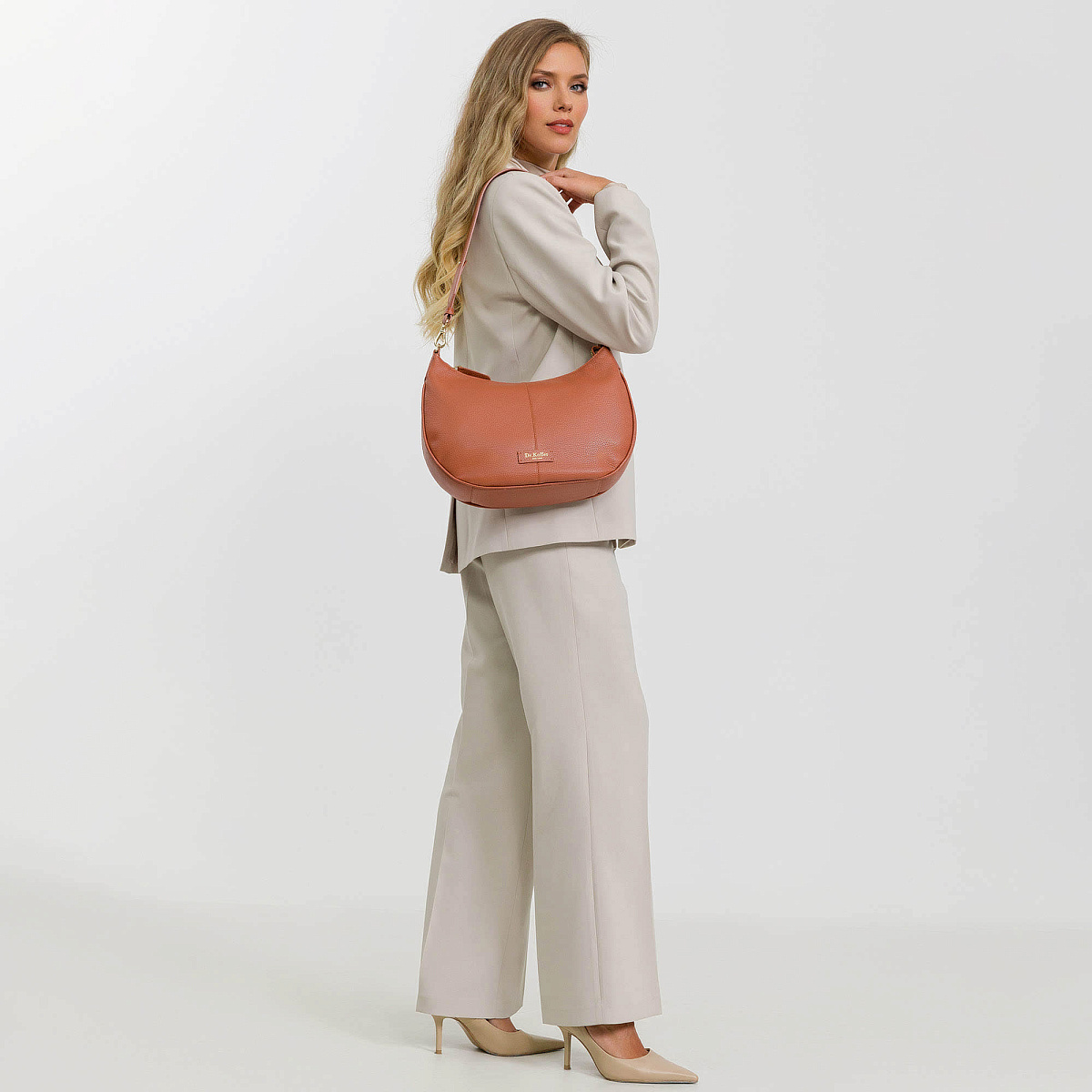 Женская сумка  Dr. Koffer из натуральной кожи оранжевая