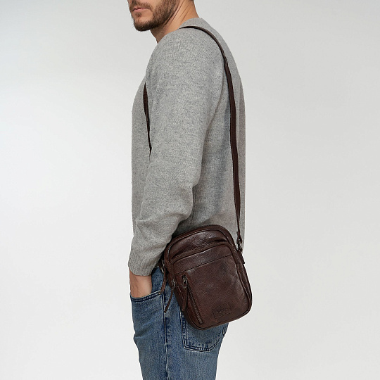 Сумка через плечо Dr.Koffer из натуральной кожи коричневая